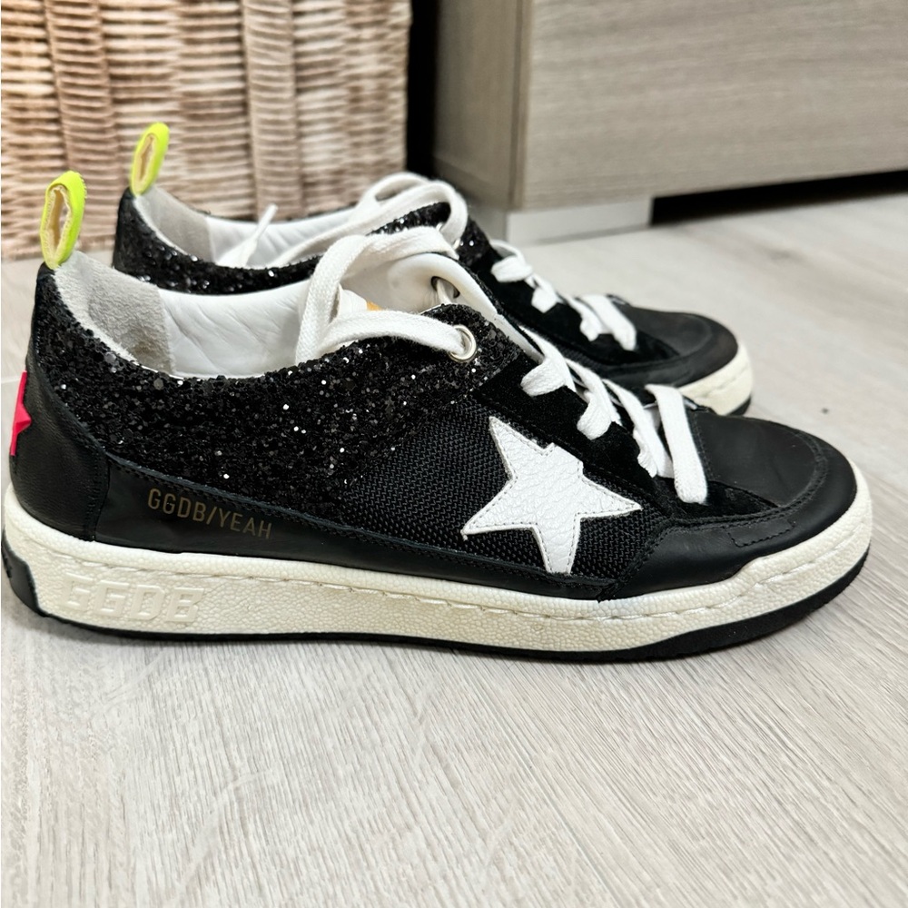 Authentic Golden goose Black Yeah! sneakers with white star sneakers, size 39.